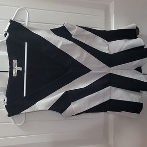 Gorgeous Peplum top!